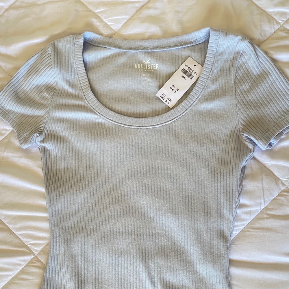 NWT Hollister Baby Blue Ribbed Scoop Bodysuit Top